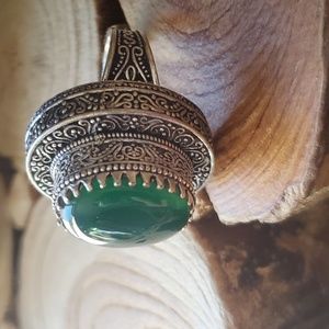 New Stunning Green Onyx 925  Silver Statement Ring.